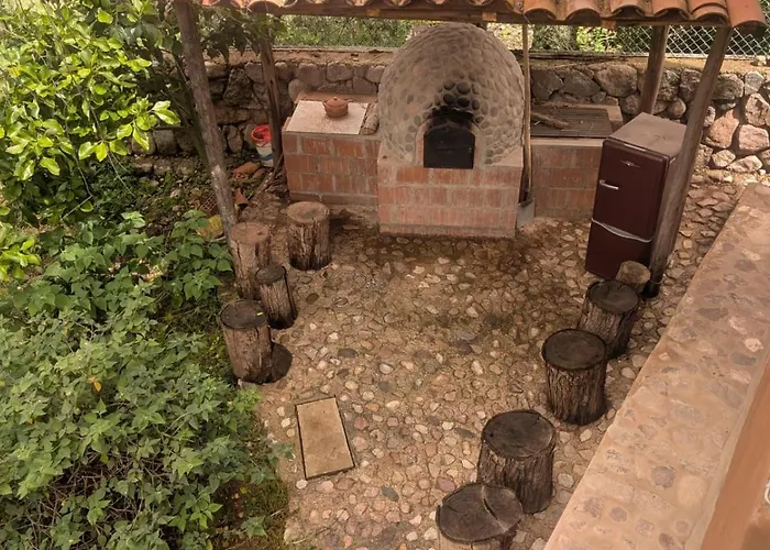 Lodge Casa Nuestra - With Private Bathroom In Shared House *